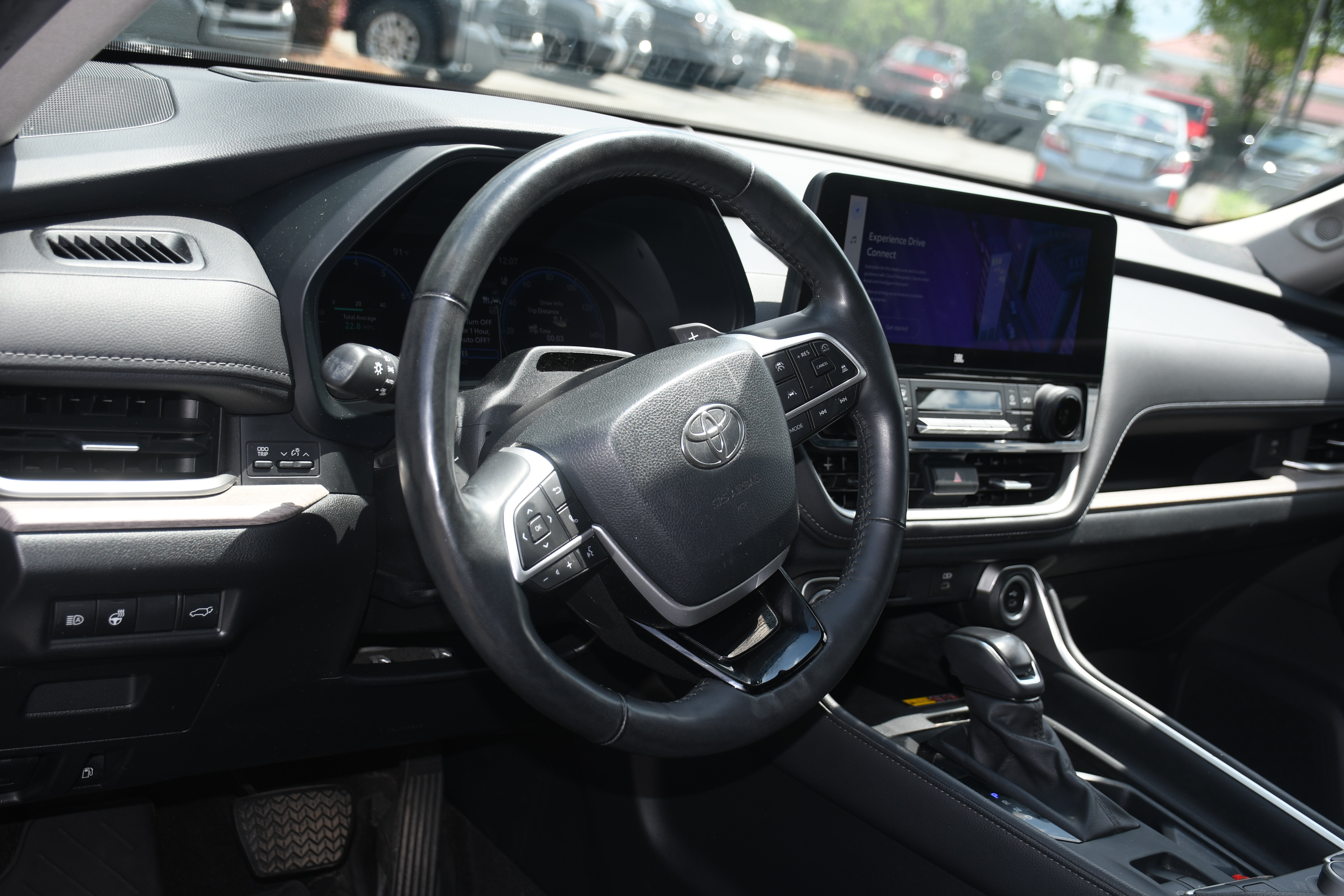 Certified 2024 Toyota Grand Highlander AWD image 9