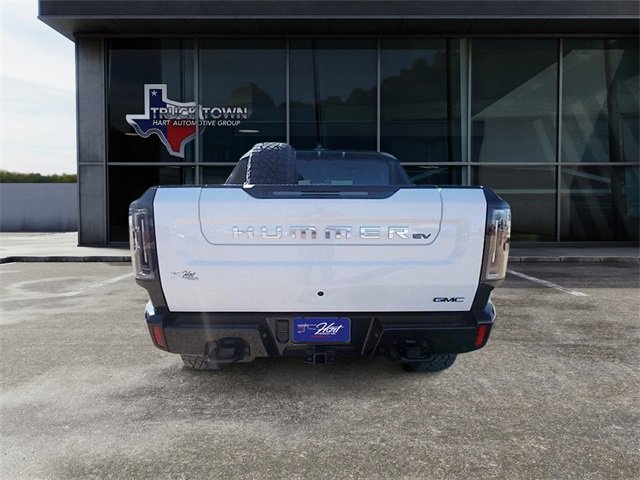 New 2025 GMC Hummer EV 2X w/ Extreme Off-Road Package image 3