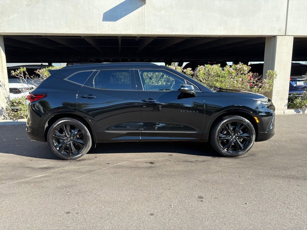 Used 2022 Chevrolet Blazer RS w/ Enhanced Convenience Package image 3