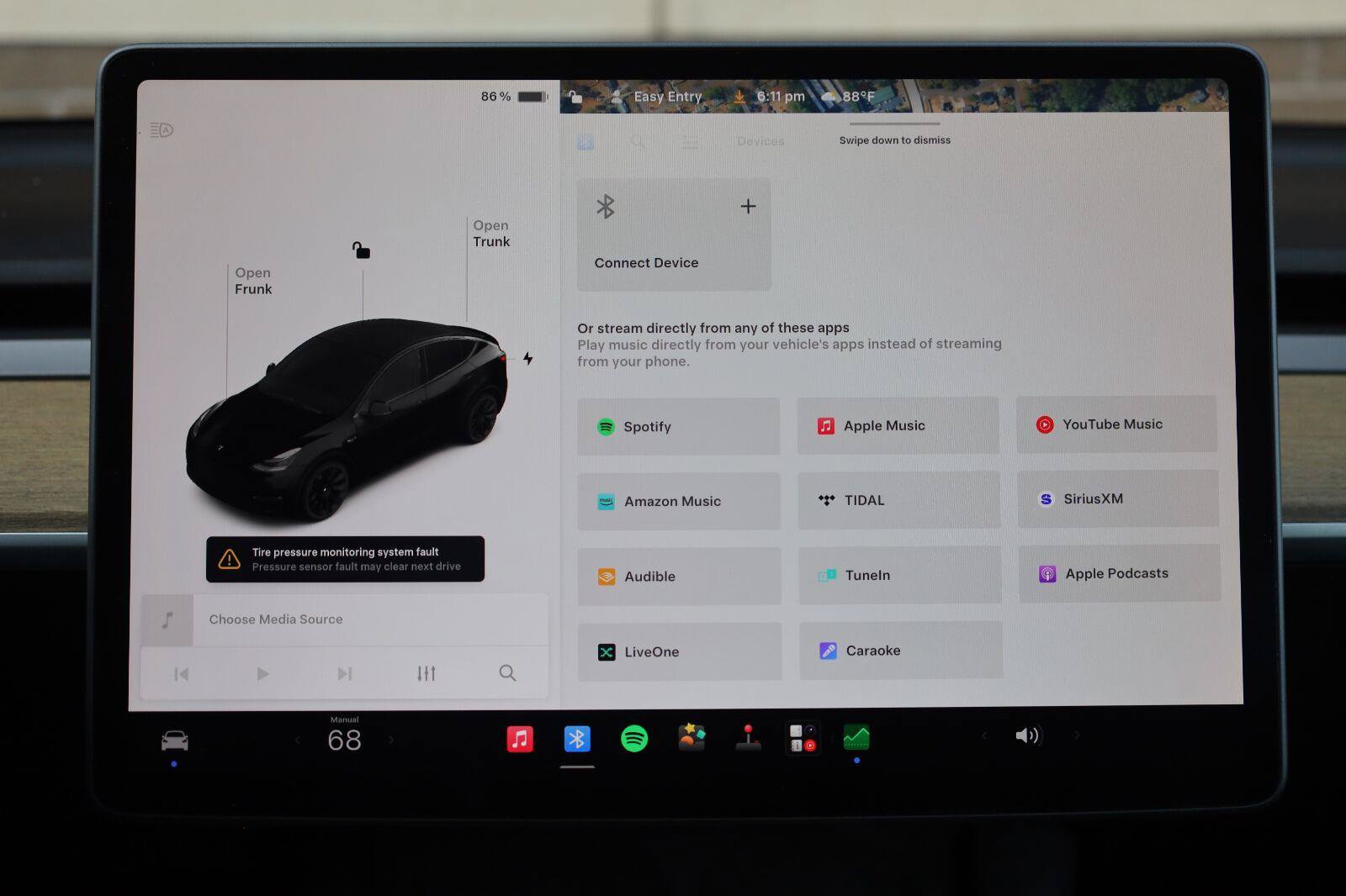 Used 2021 Tesla Model Y Long Range AWD/4WD image 39