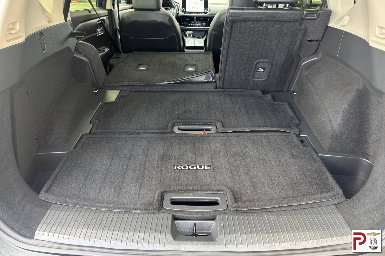 Used 2023 Nissan Rogue SL w/ SL Premium Package FWD image 18