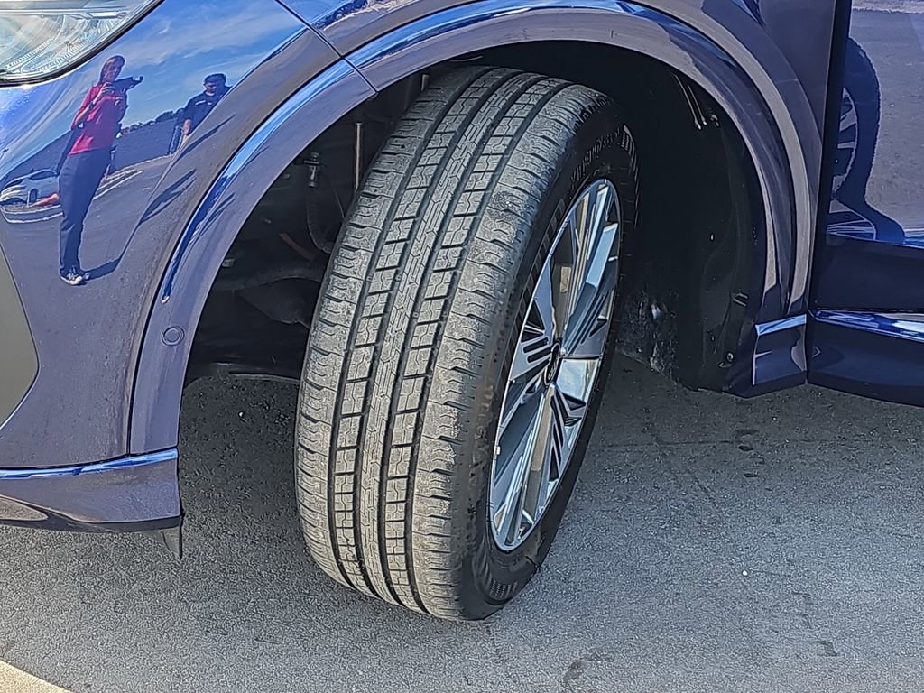 Used 2023 Audi Q4 e-tron Premium Plus w/ Premium Plus image 36