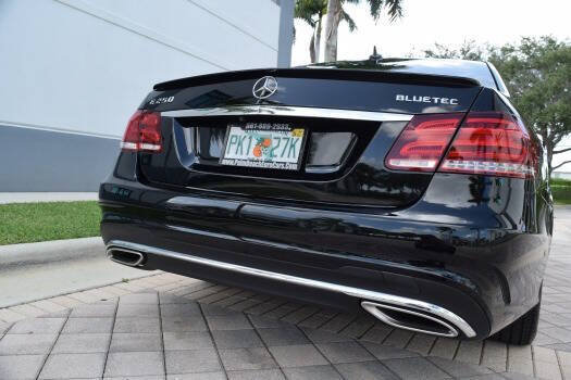 Used 2014 Mercedes-Benz E 250 BlueTEC Sedan image 19