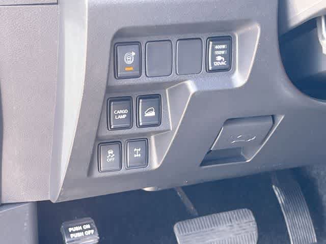Used 2025 Nissan Frontier PRO-4X w/ Pro Premium Package AWD/4WD image 29