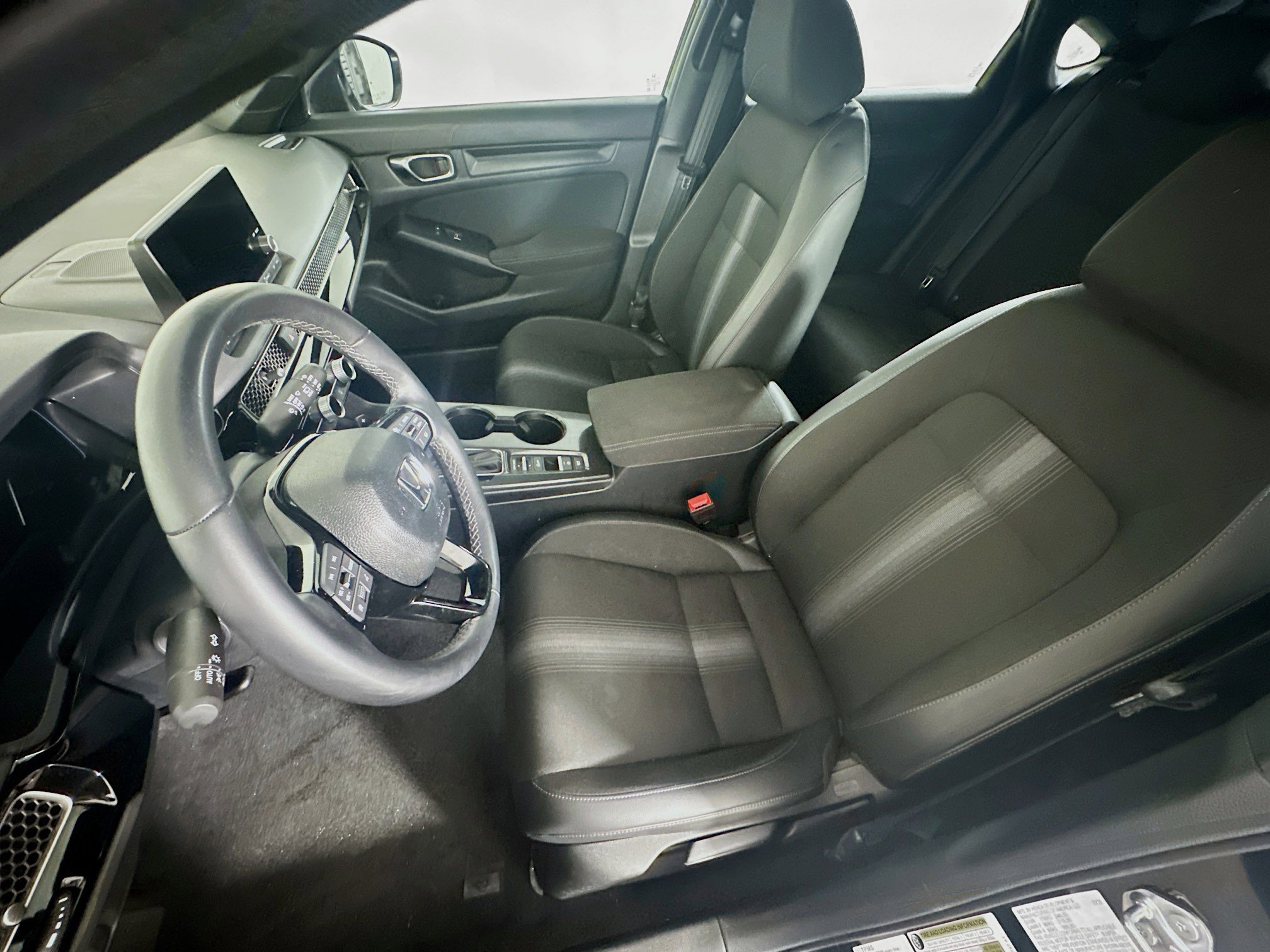 Used 2025 Honda Civic Sport image 13
