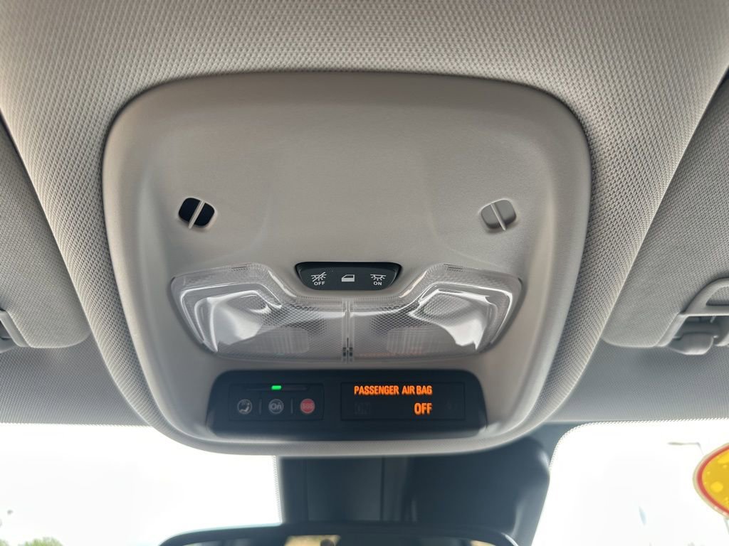 Used 2023 Chevrolet TrailBlazer LT w/ Convenience Package AWD/4WD image 10