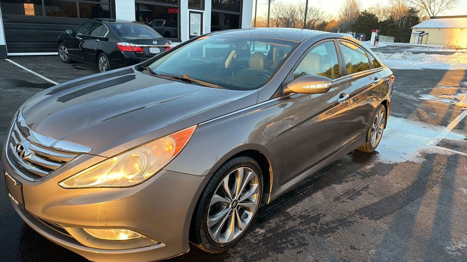 Used 2014 Hyundai Sonata SE image 14