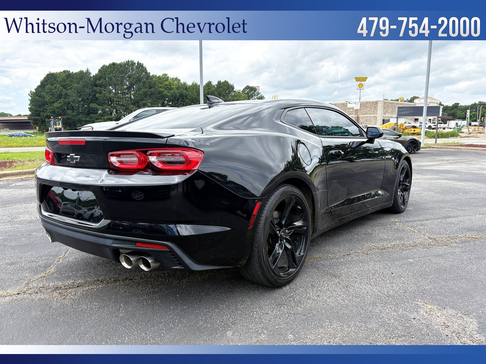 Used 2021 Chevrolet Camaro LT RWD image 6