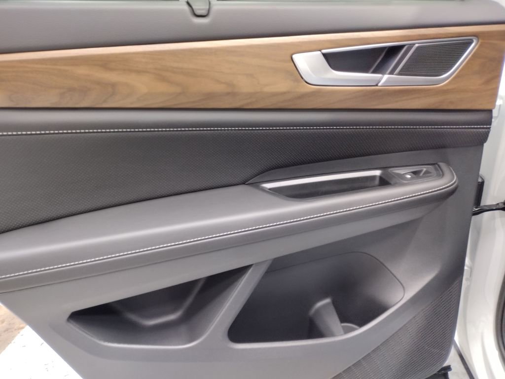 New 2026 Volkswagen Atlas Peak Edition AWD/4WD image 26