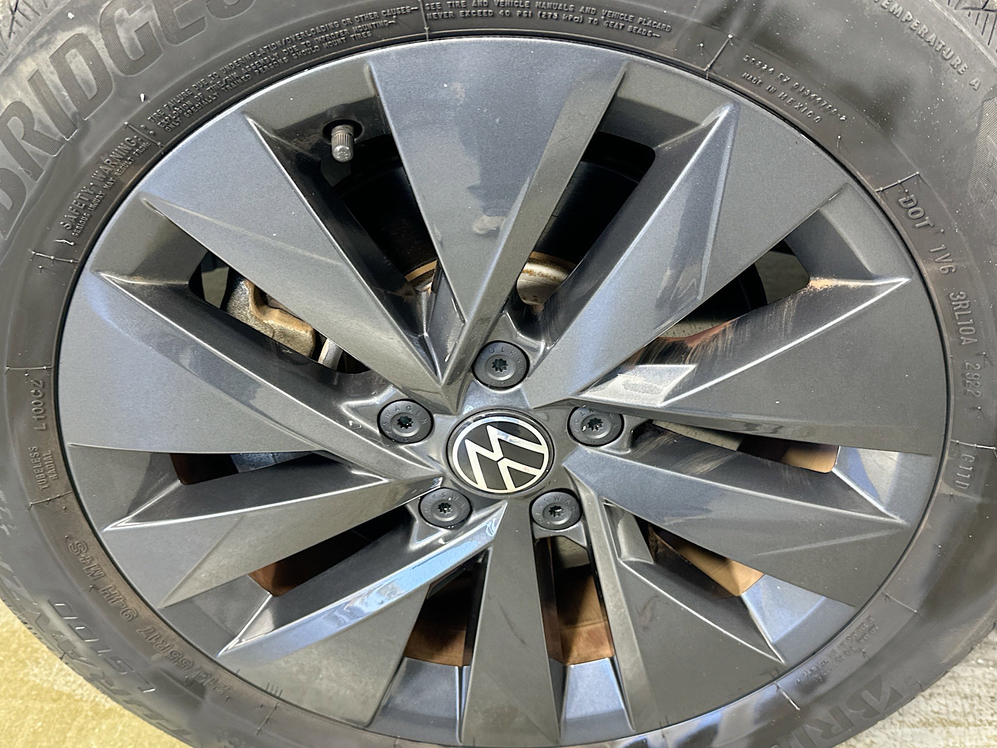 Used 2023 Volkswagen Taos S image 28