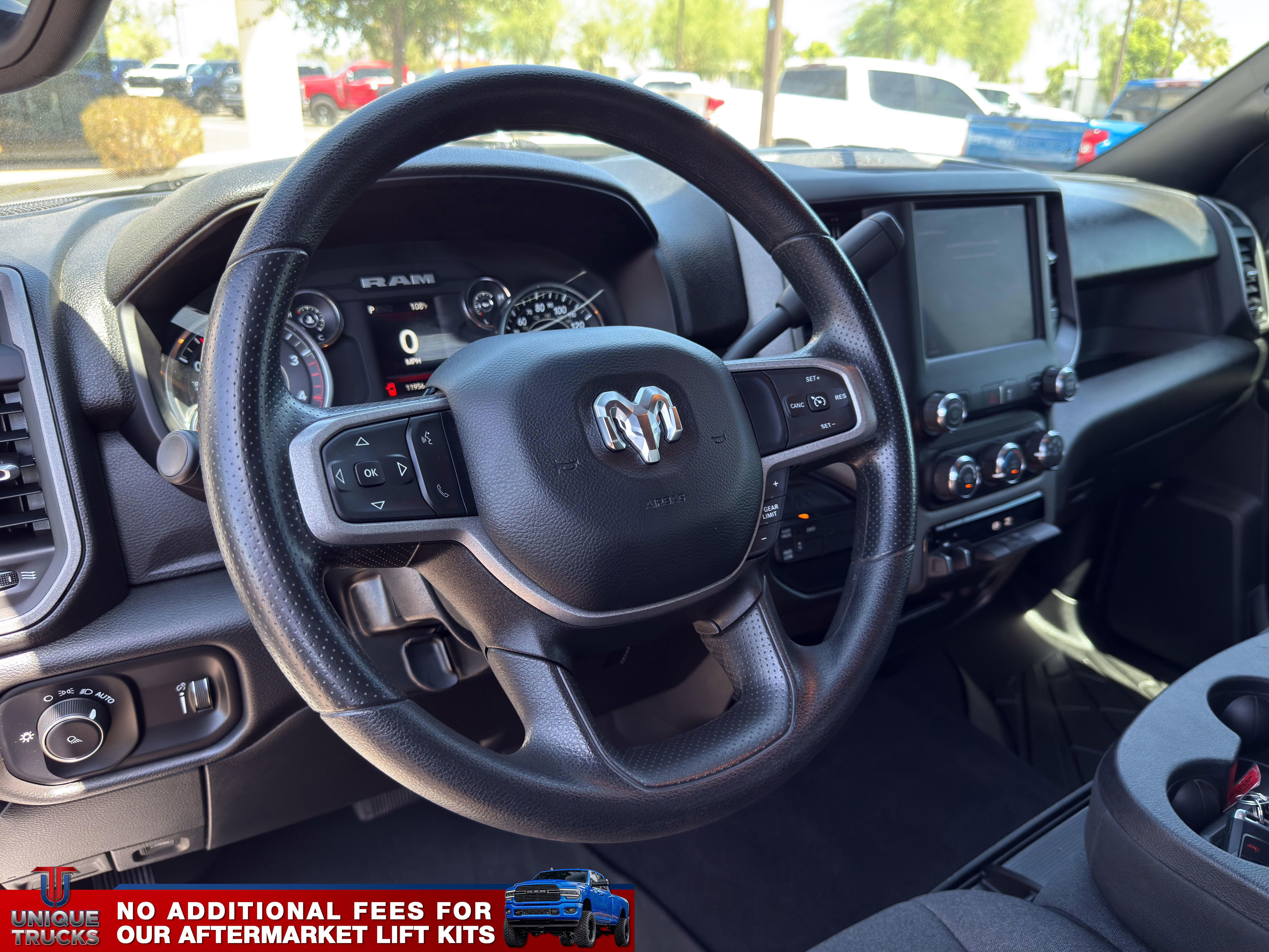 Used 2024 RAM 3500 Tradesman w/ Chrome Appearance Group AWD/4WD image 16
