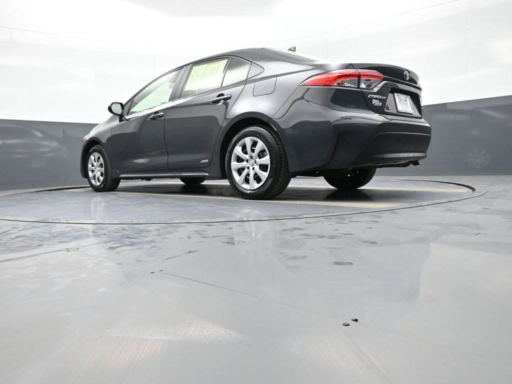 Certified 2024 Toyota Corolla LE image 30