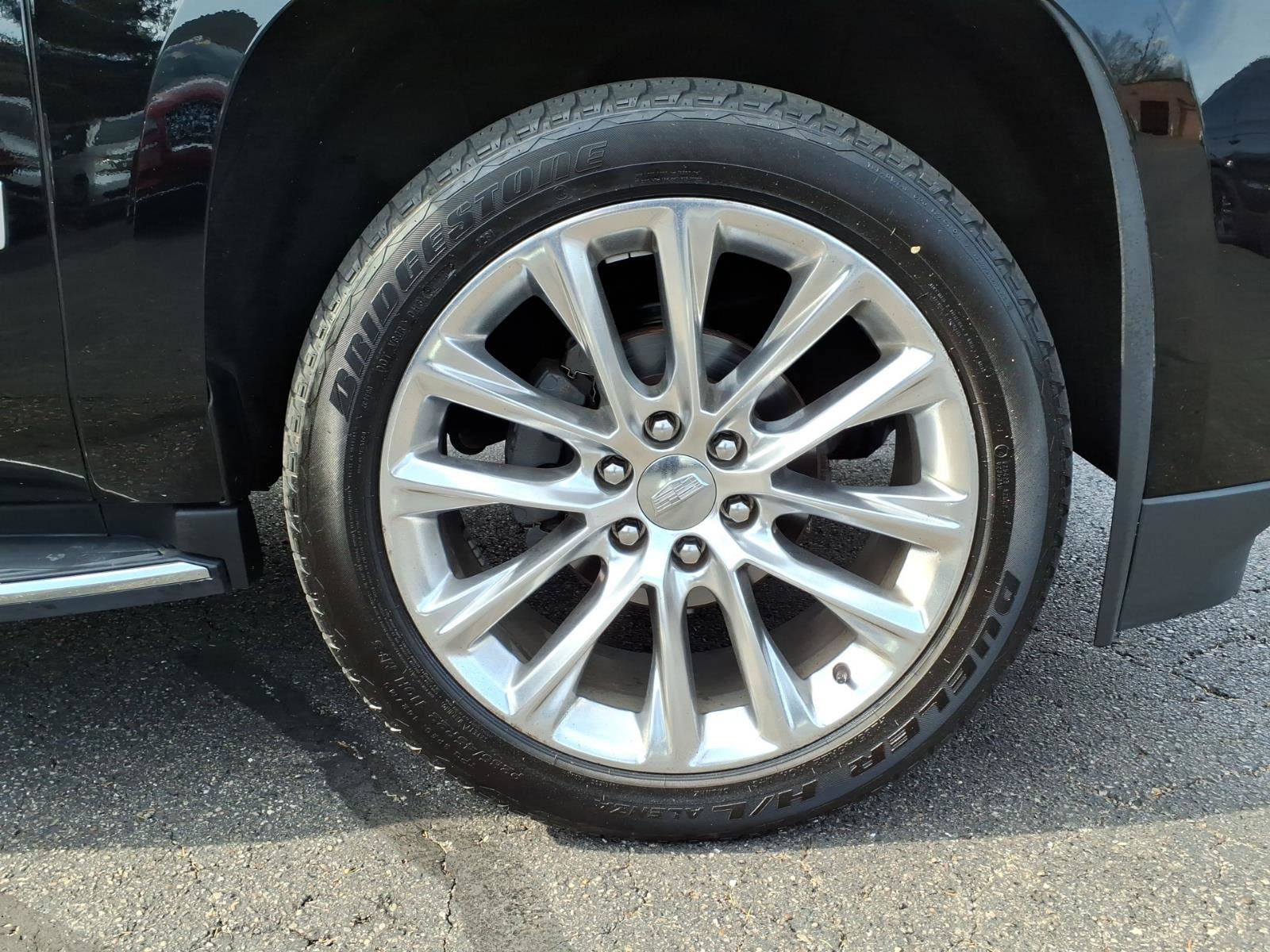 Used 2020 Cadillac Escalade Luxury image 9