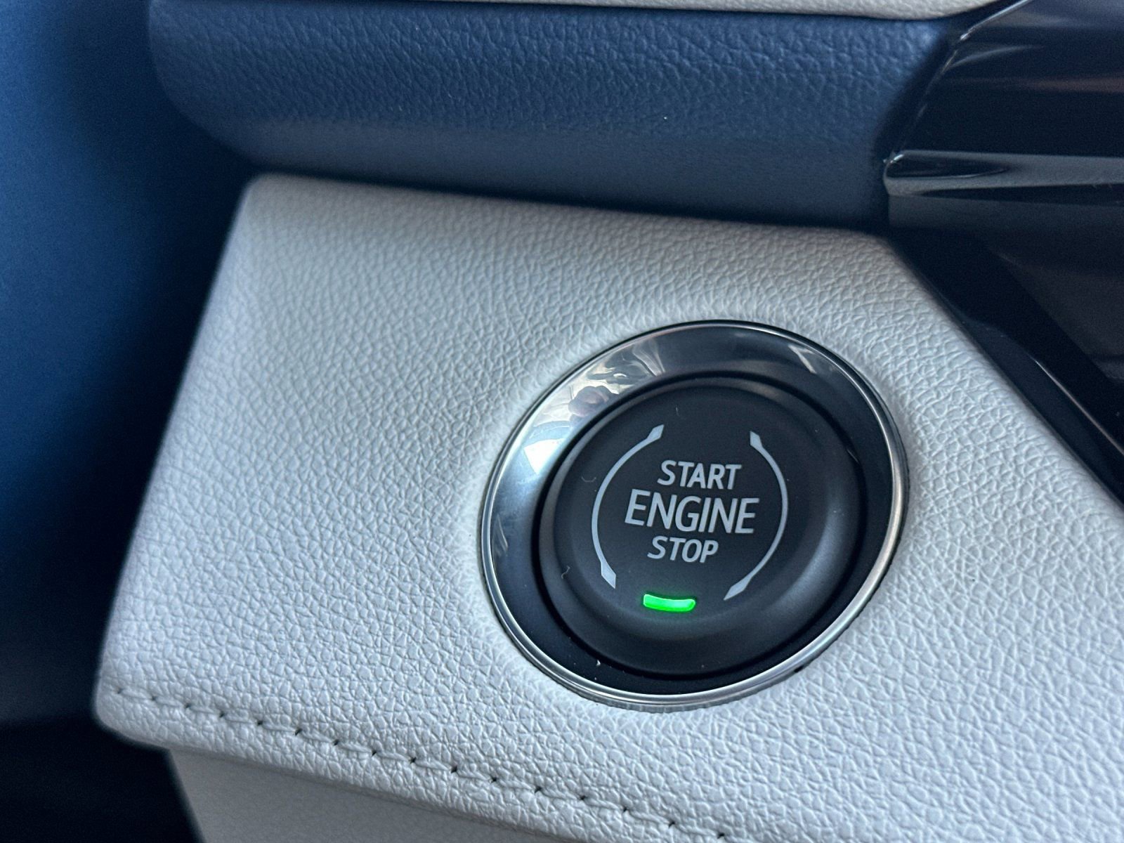 New 2026 Buick Enclave Avenir w/ Super Cruise Package AWD/4WD image 24