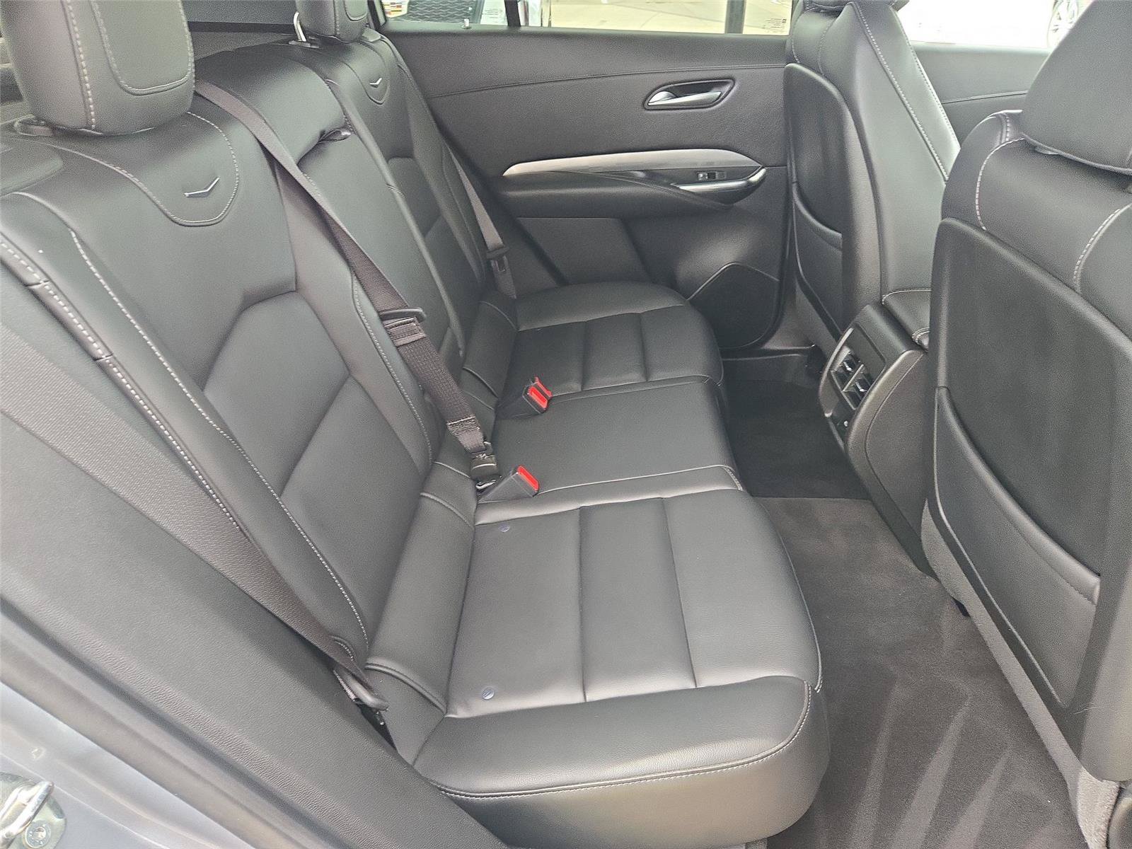 Used 2024 Cadillac XT4 Premium Luxury FWD image 28