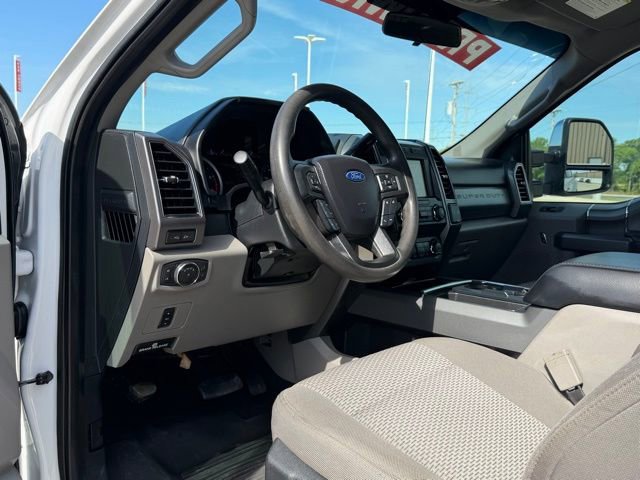 Used 2019 Ford F350 XLT w/ XLT Premium Package image 16