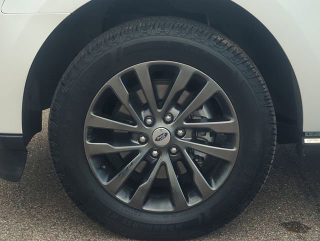 Used 2019 Ford Expedition Limited AWD/4WD image 10