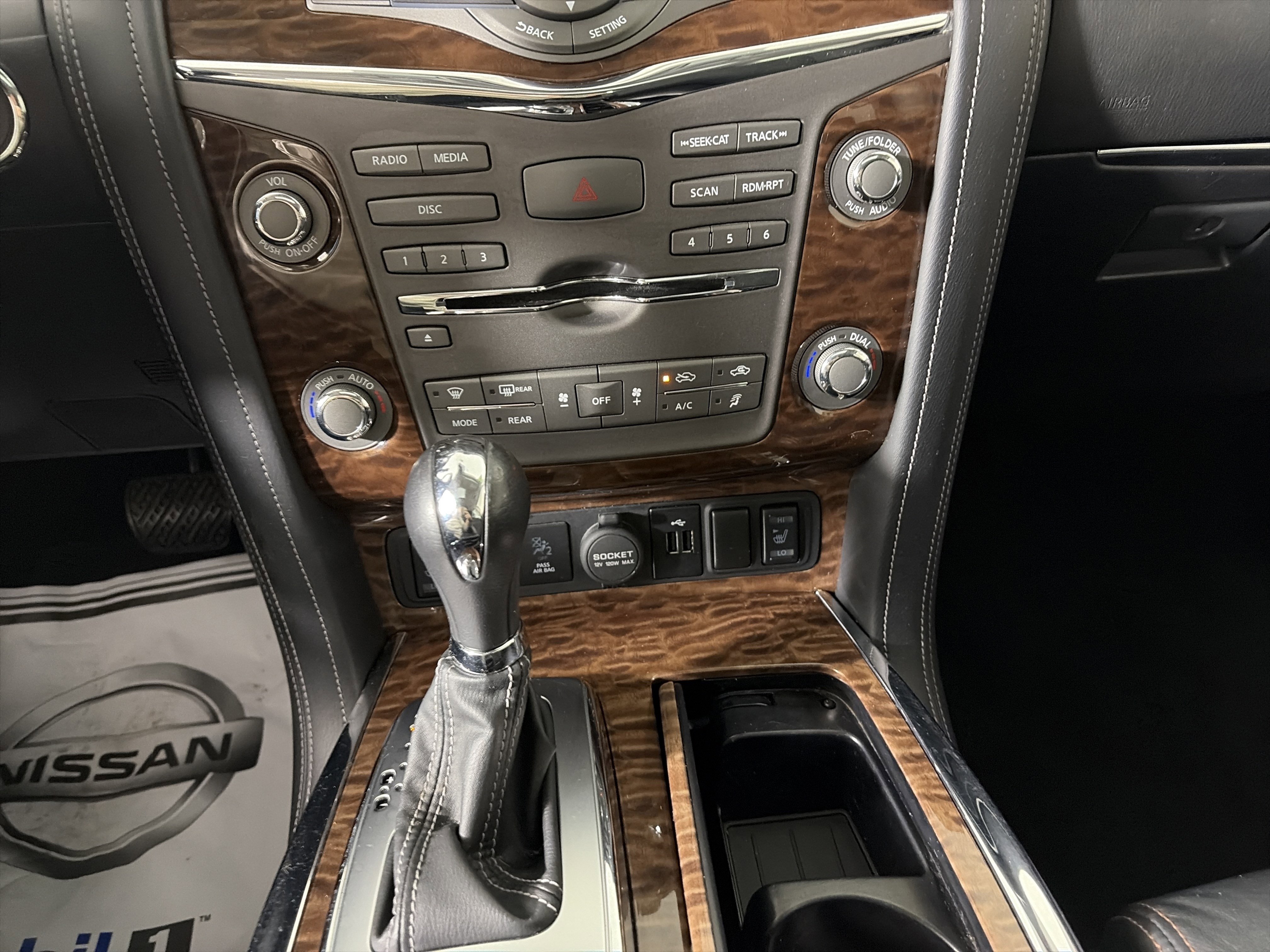 Used 2019 Nissan Armada SL w/ Premium Package image 24