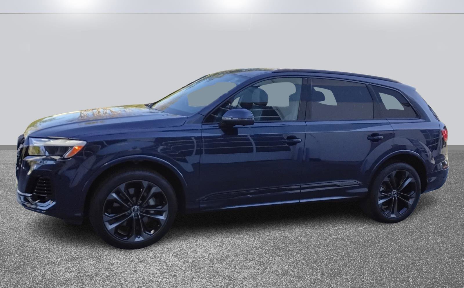 Certified 2025 Audi Q7 3.0T Premium Plus w/ Premium Plus Package image 3