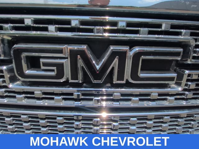 Used 2019 GMC Sierra 2500 Denali w/ Duramax Plus Package AWD/4WD image 31