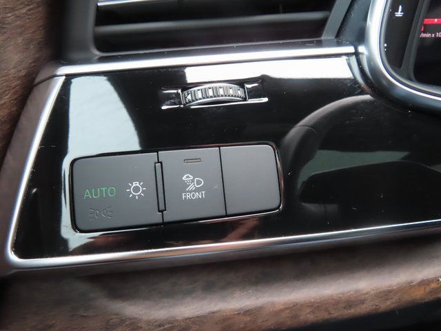 Used 2023 Audi Q8 Premium Plus w/ Premium Plus Package image 35