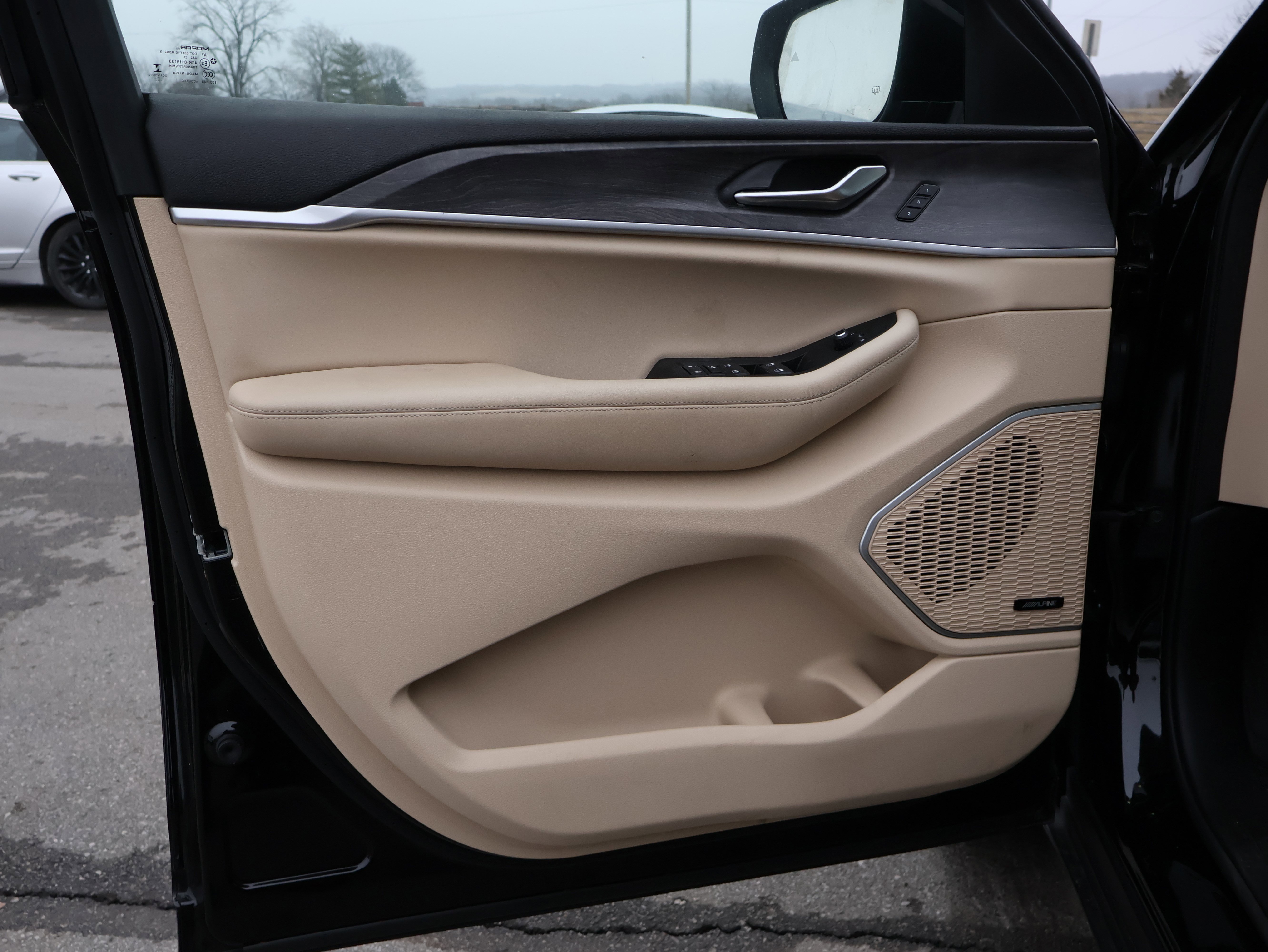 Used 2021 Jeep Grand Cherokee L Limited image 24