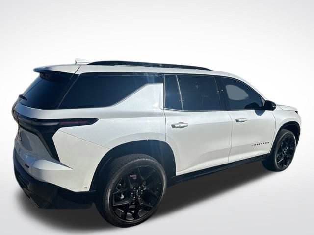 Used 2024 Chevrolet Traverse RS w/ LPO, Floor Liner Package AWD/4WD image 6