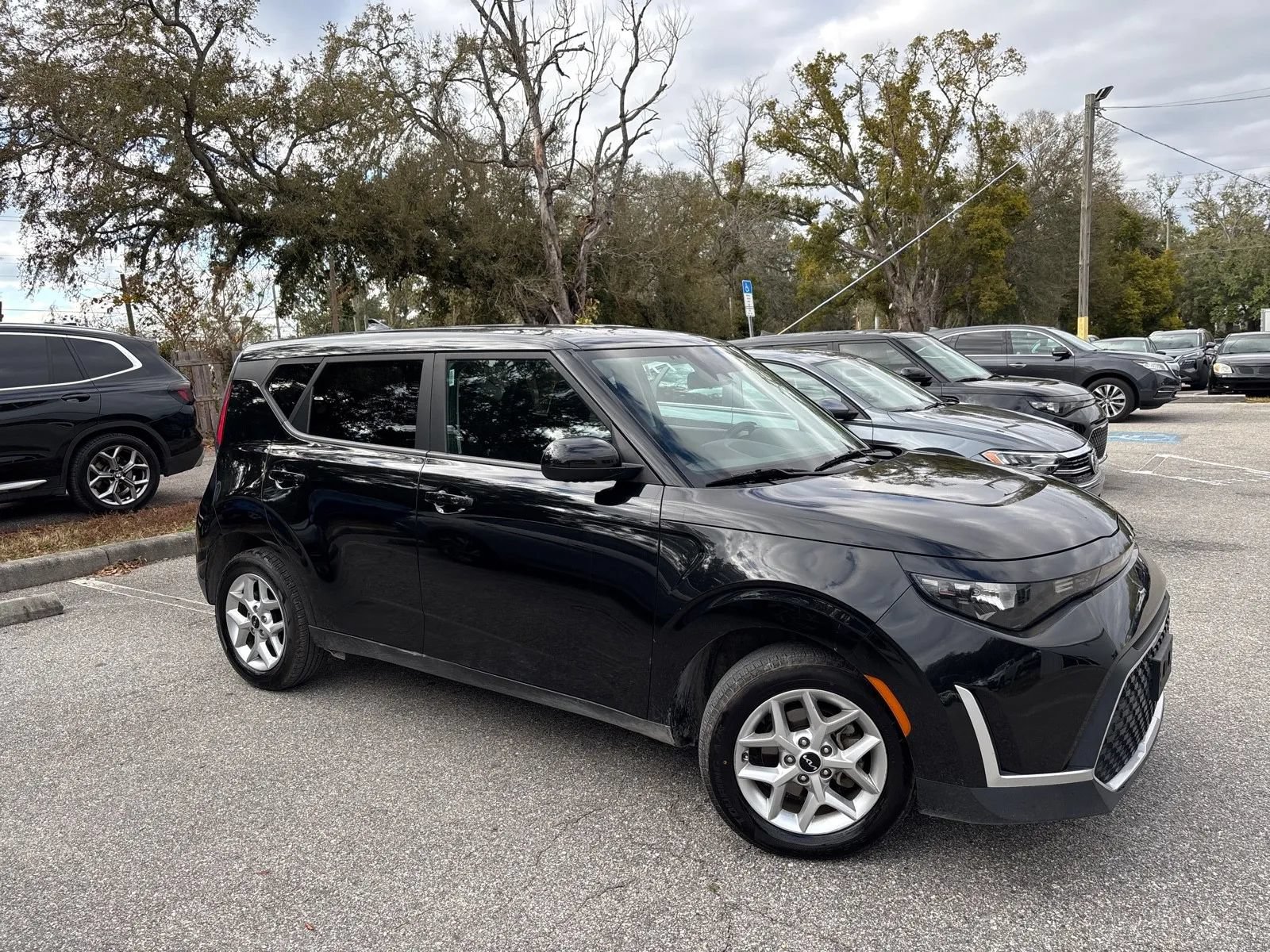 Used 2023 Kia Soul LX w/ Option Group 015 FWD image 6