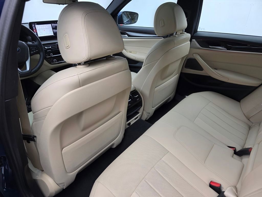 Certified 2023 BMW 540i 540i w/ Premium Package image 15