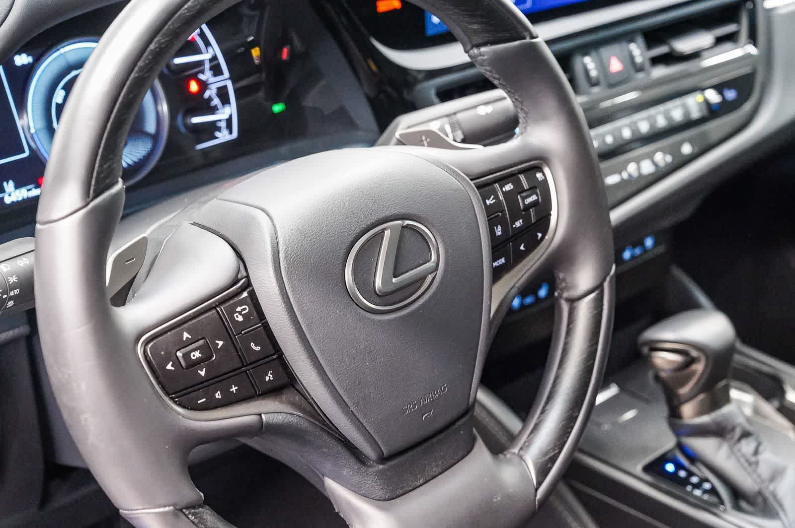 Used 2025 Lexus ES 300h w/ Accessory Package (Z2) FWD image 21
