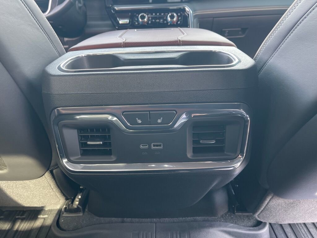 Used 2025 GMC Sierra 2500 Denali Ultimate w/ Max Trailering Package image 25
