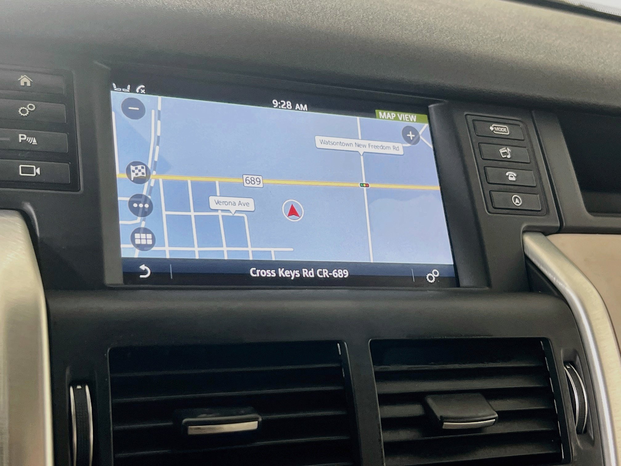 Used 2019 Land Rover Discovery Sport HSE AWD/4WD image 13