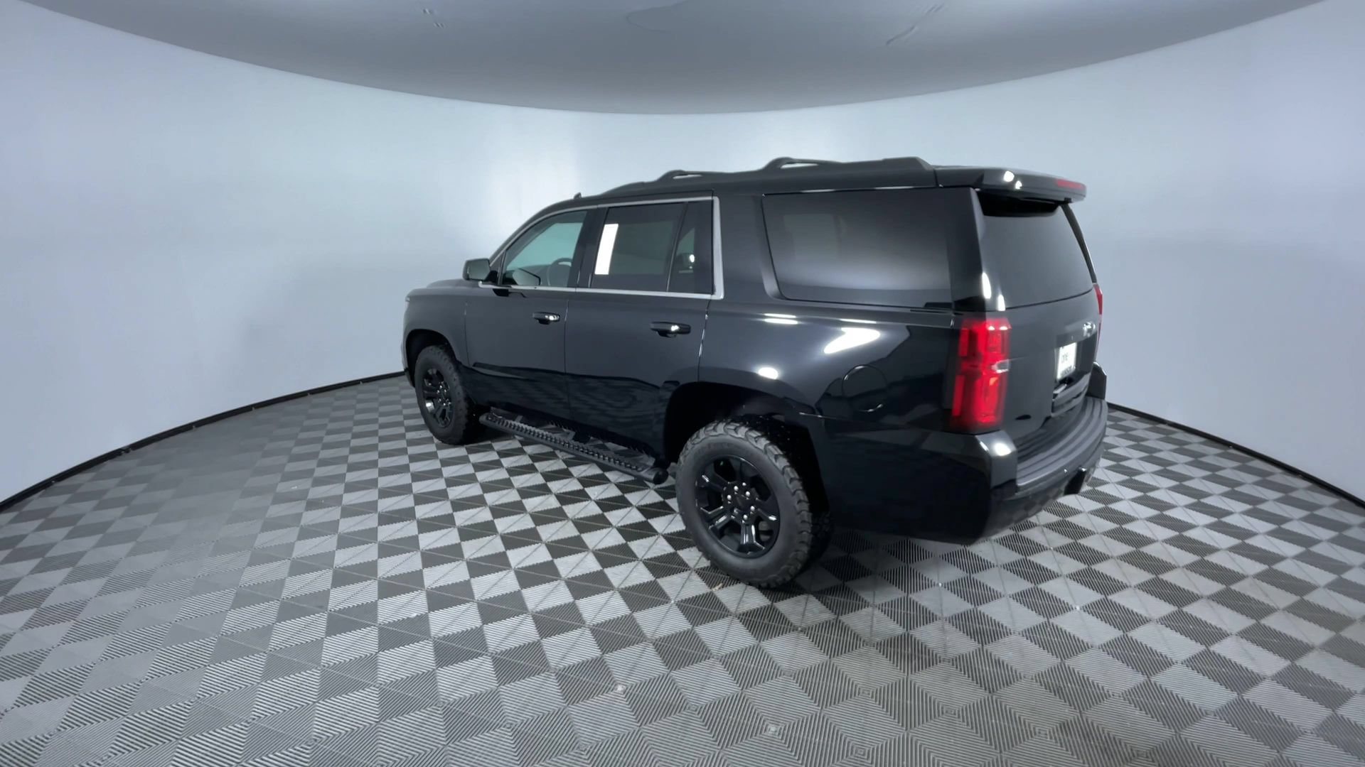 Used 2018 Chevrolet Tahoe LT AWD/4WD image 7