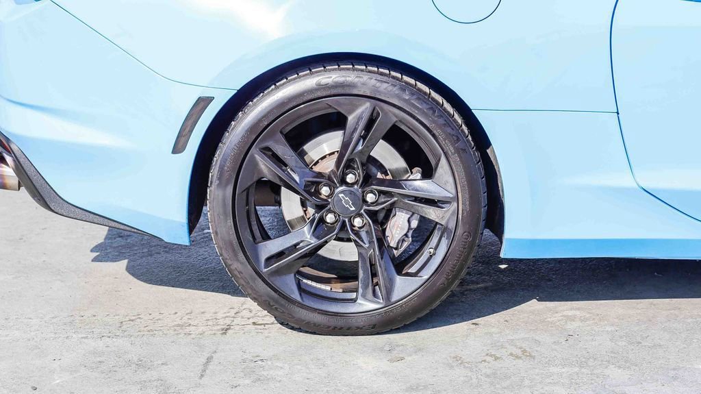 Used 2023 Chevrolet Camaro SS RWD image 12