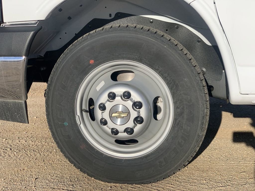 New 2025 Chevrolet Express 4500 w/ Power Convenience Package image 31