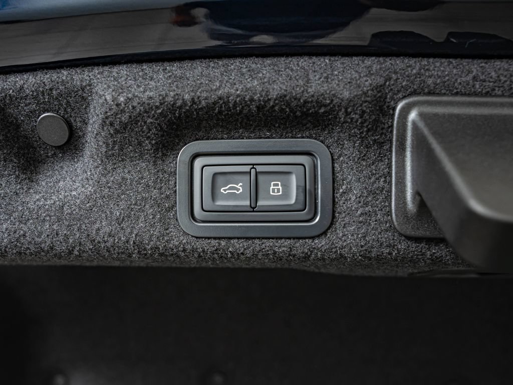 New 2026 Audi A6 Premium Plus AWD/4WD image 38