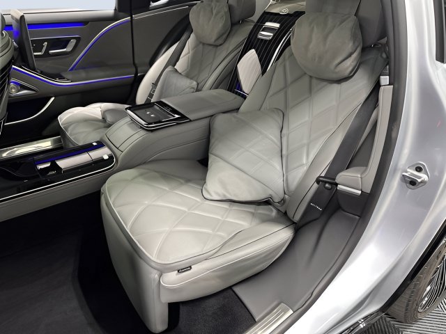 Certified 2023 Mercedes-Benz Maybach S 680 4MATIC image 34