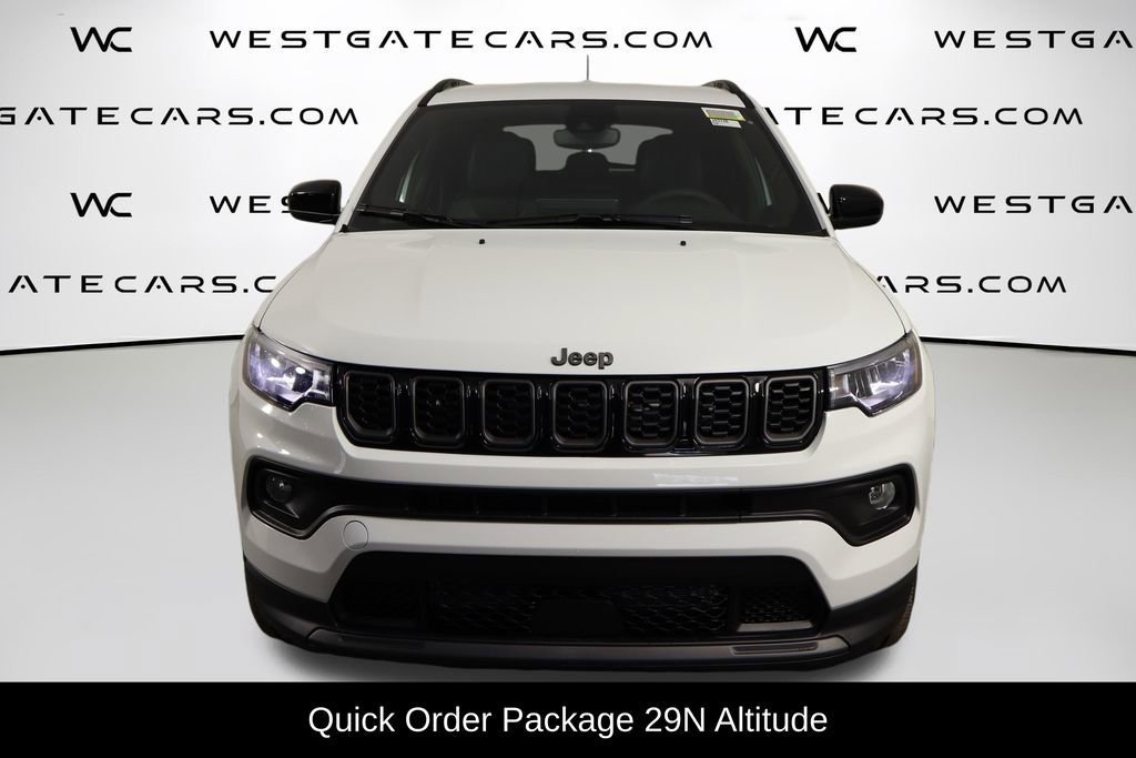 New 2026 Jeep Compass Latitude image 2