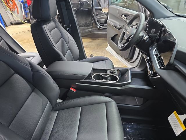 New 2026 Chevrolet Equinox LT w/ Convenience Package II image 11