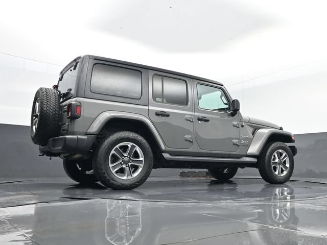 Used 2019 Jeep Wrangler Unlimited Sahara w/ Dual Top Group AWD/4WD image 25