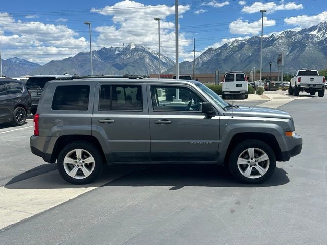 Used 2012 Jeep Patriot Latitude w/ Sun/Sound Group AWD/4WD image 25