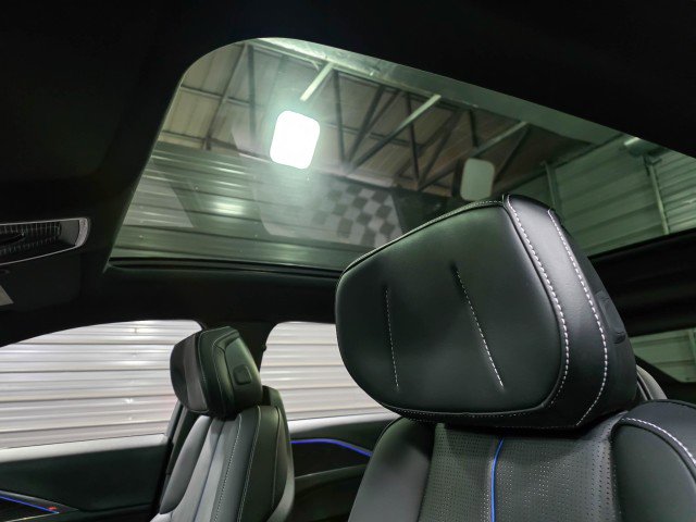 Used 2024 Cadillac Lyriq Sport image 18