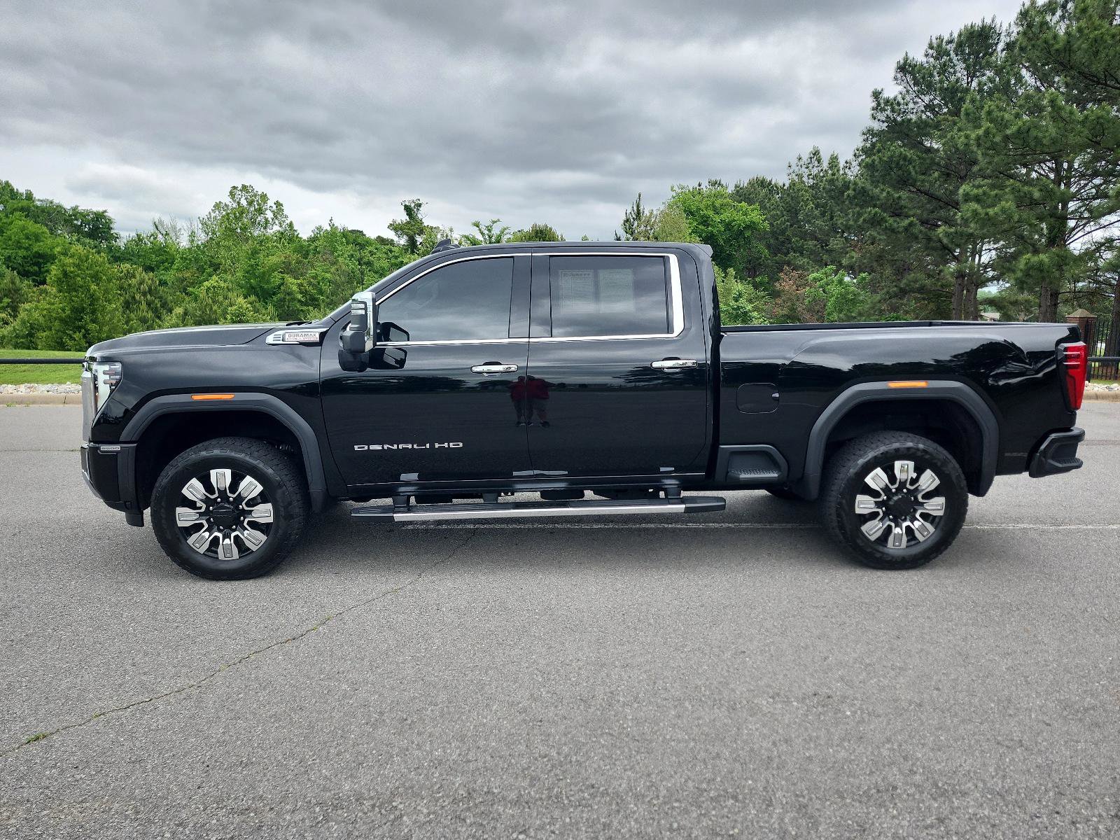 Certified 2025 GMC Sierra 2500 Denali AWD/4WD image 2