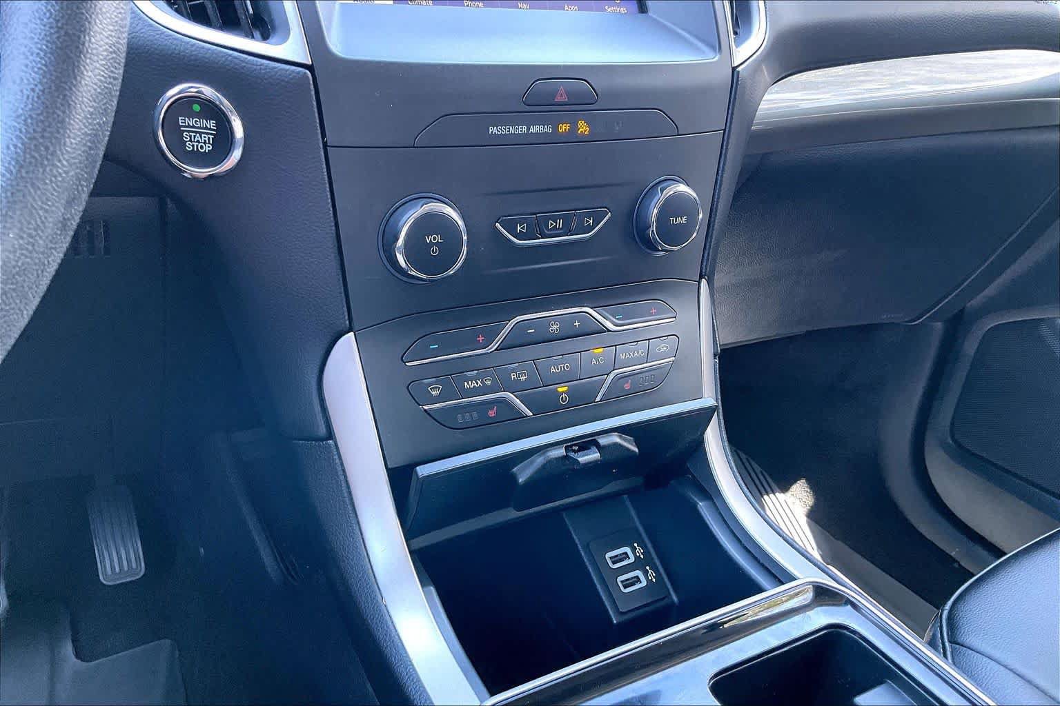 Used 2020 Ford Edge SEL w/ Convenience Package AWD/4WD image 61