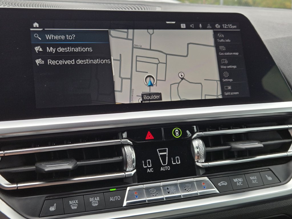 Used 2021 BMW 330e xDrive w/ Premium Package AWD/4WD image 18