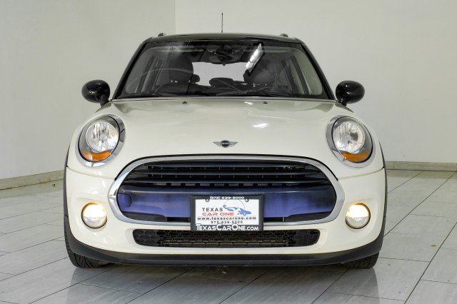 Used 2016 MINI Cooper 4-Door Hardtop FWD image 3