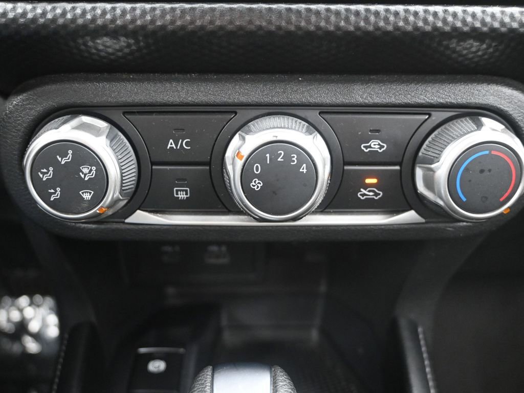Used 2024 Nissan Kicks SV image 21