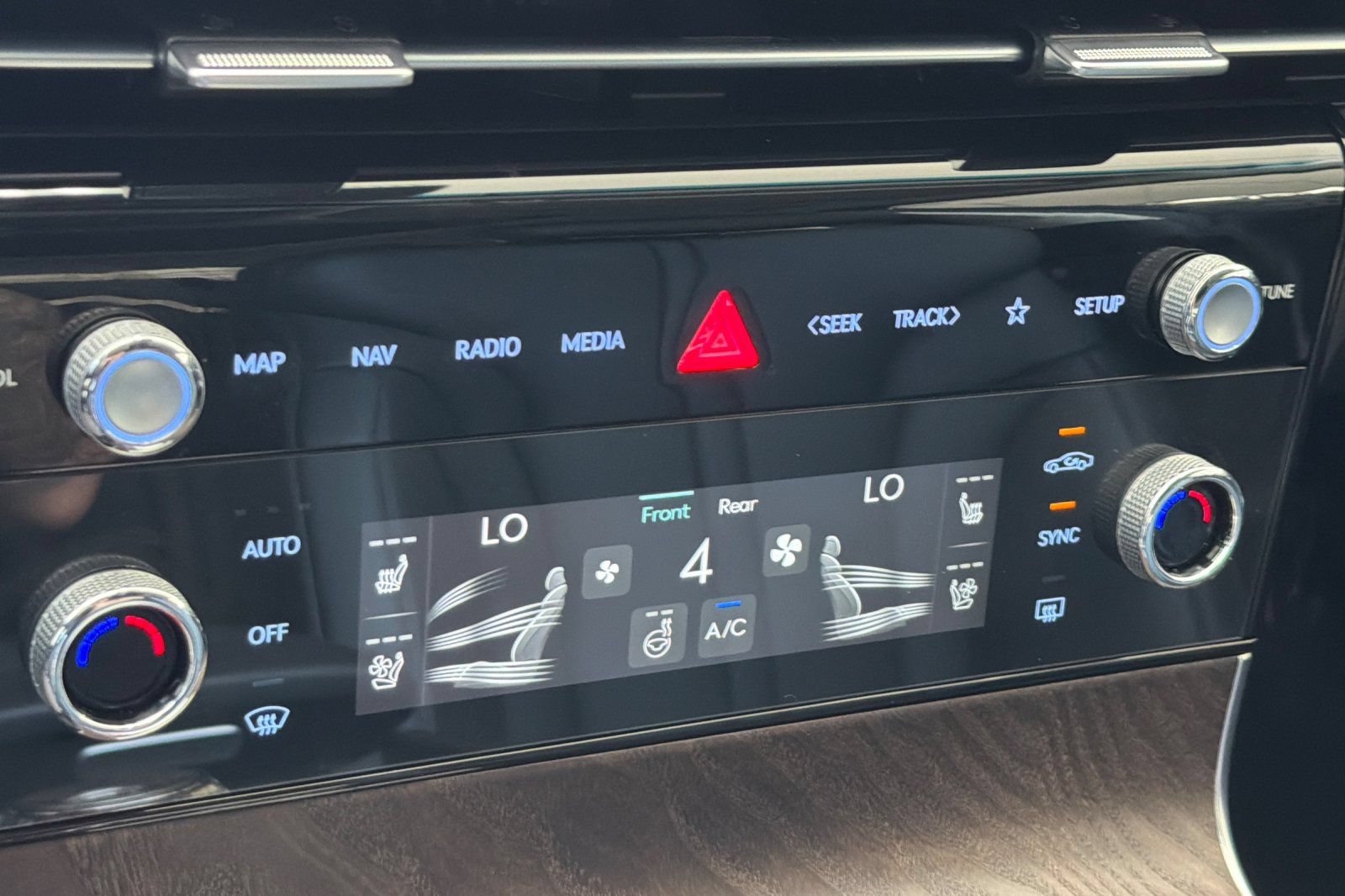Used 2026 Genesis G80 2.5T Advanced AWD/4WD image 25