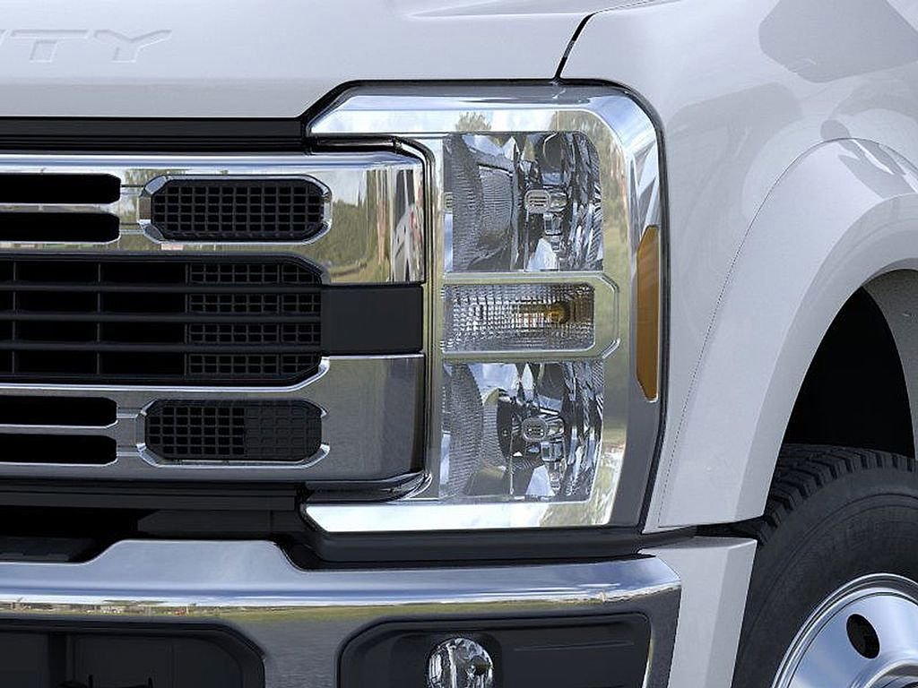 New 2026 Ford F450 XLT image 18