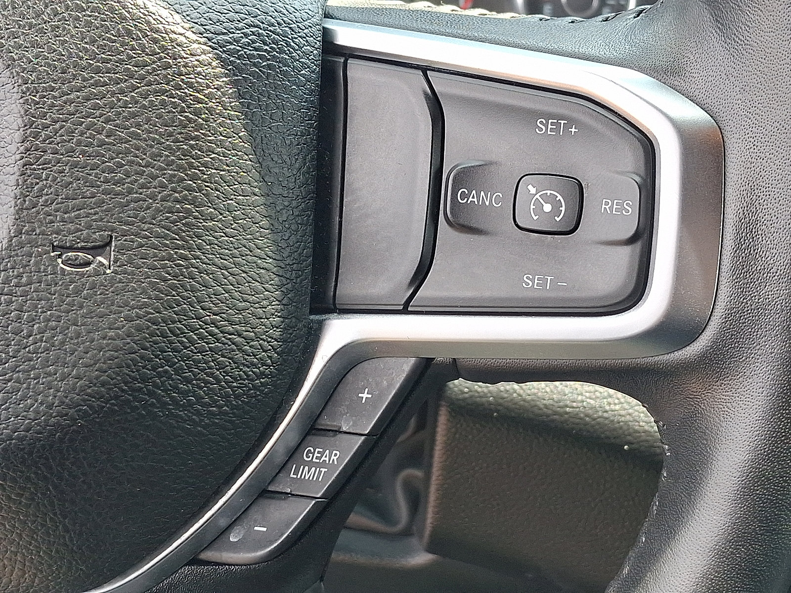 Certified 2024 RAM 1500 Big Horn AWD/4WD image 23